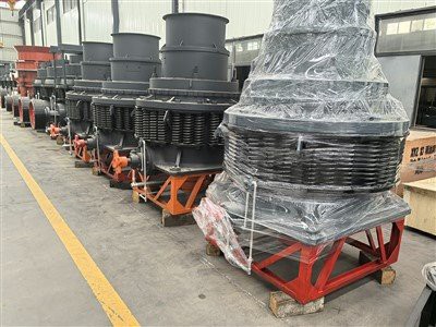 スプリングコーンクラッシャー